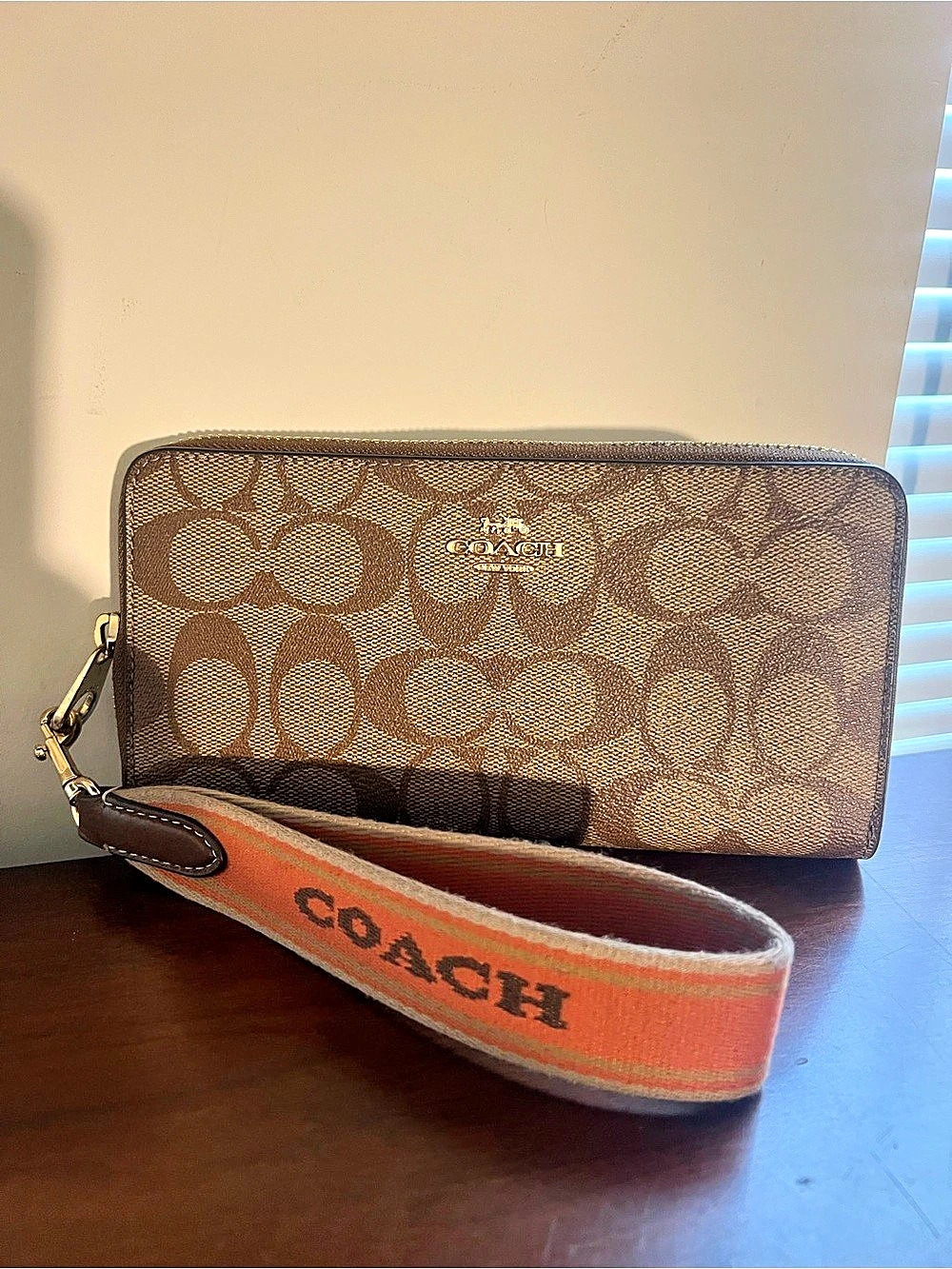 Coach Zip Around Wristlet Khaki/Canyon Multi